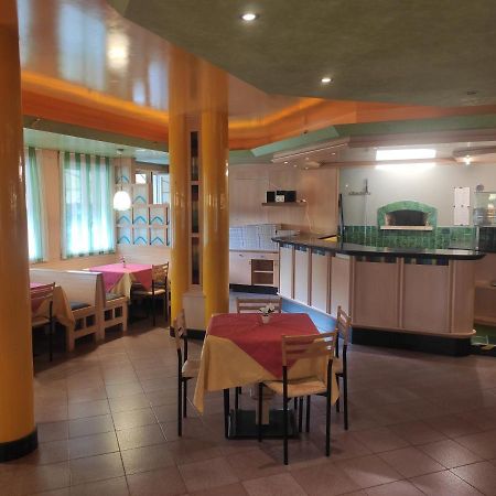 Albergo Al Trieste Nimis المظهر الخارجي الصورة